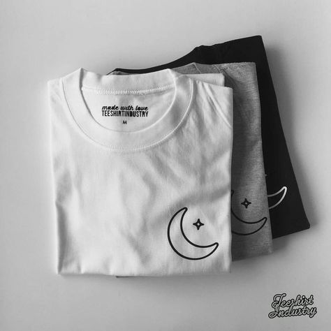 Trendy Embroidered T-shirt For Summer, White Cute T-shirt With Custom Embroidery, Trendy White T-shirt With Custom Embroidery, Cotton Sun And Moon Design T-shirt For Summer, Cute White T-shirt With Bunny Design, Oversized Aesthetic, Branded Outfits, Moon Logo, Customise T Shirt