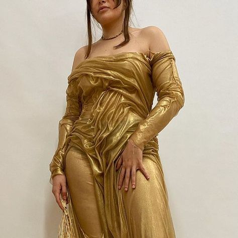 Wet Drapery Fashion, Wet Look Dress Aesthetic, Liquid Gold Dress, Wet Fabric Reference, Dipetsa Dress, Wet Look Outfit, Wet Outfit, Drapery Reference, Liquid Dress