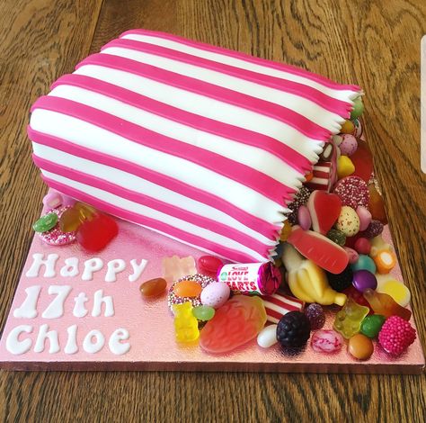 Sweetie Cake Ideas, Pick N Mix Cake, Pick And Mix Cake, Sweetie Cake Birthday, Sweetie Birthday Cake, Weetabix Cake, Illusion Cakes, 40th Birthday Cake For Women, Ruby Cake