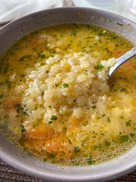 Pastina Soup Recipe (Italian Penicillin Soup) - Easy DIY Recipes Italian Penecillan Soup, Penecillan Soup, Pasting Soup, Italian Penicillin Soup Recipe, Italian Penicillin Soup, Pastina Pasta, Penicillin Soup, Italian Penicillin, Eat When Sick