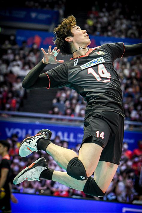 Yuji Nishida Spike, Yuki Ishikawa Volleyball, Ishikawa Yuki Volleyball, Ishikawa Yuki Wallpaper, Volleyball Players Men, Volleyball Haikyuu, Volleyball Team Pictures, Ishikawa Yuki, Sports Photoshoot