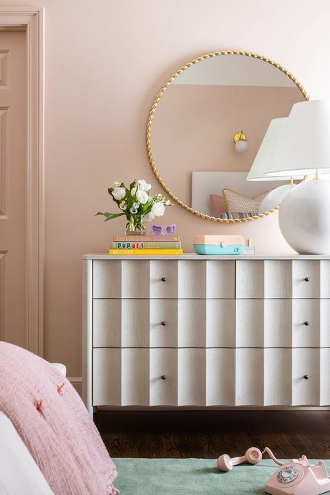 Girls Bedroom Dresser, Sophisticated Teen Bedroom, Kids Bedroom Paint, Kids Bedroom Wallpaper, Kids Rooms Inspo, Big Kids Room, Kids Bedroom Inspiration, Kids Bedroom Designs, Bedroom Dresser