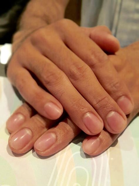 Male Nails Aesthetic, Clean Nails Men, Men Manicure Clear, Masculine Manicure, Men’s Manicure, Manicure For Men, Mens Hygiene, Male Manicure, Man Manicure