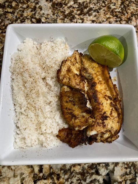 A side of white rice with blacken tilapia Tilapia And Rice, Blackened Tilapia, White Rice, Healthy Foodie, French Toast, Grilling, Rice, Healthy Eating, Fish