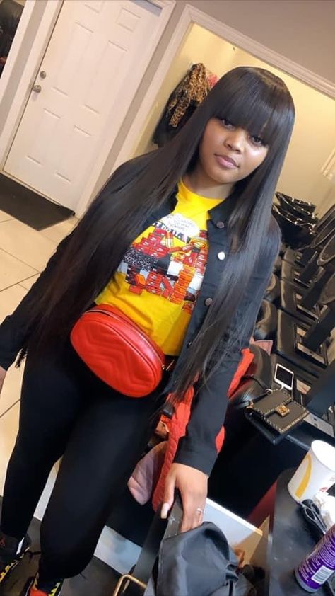 Chinese bang blunt cut long black hair 👩🏿‍💼 Chinese Bangs Weave, Bang Wrap Black Women, Bang Sew In Weave Black Women, Bangstyle Hair Long Black Women, Chinese Bang Quick Weave, Quick Weave Hairstyles With Bangs, Chinese Bangs Black Women, Chinese Bang Bob, Diff Hairstyles