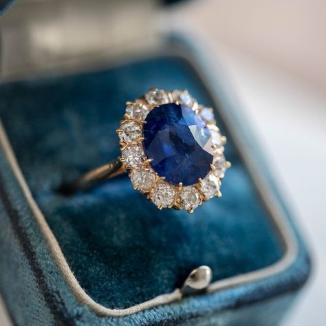 Diana Engagement Ring, Princess Diana Ring, Oval Sapphire Engagement Ring, Diana Ring, Victorian Engagement Rings, Blue Sapphire Engagement Ring, Vintage Engagement Rings Sapphire, Blue Engagement Ring, Sapphire Wedding Rings