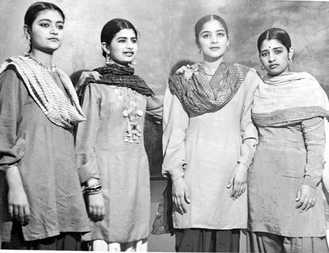 The traditional salwar kameez. Vintage Indian Fashion, Vintage India, Pakistan Fashion, Vintage Bollywood, Indian History, Bhutan, 1940s Fashion, South Asia, Indian Outfit