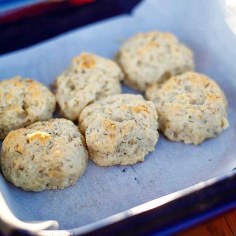 Herb Drop Biscuits, Dinner Ideas Kid Friendly, Olive Oil Recipes, Oil Drop, Drop Biscuits, Herb Recipes, Wild Garlic, Olive Oil And Vinegar, Dinner Ideas Healthy