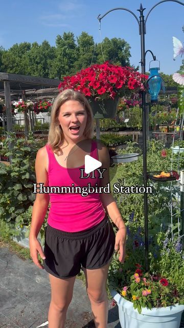 Bird Feeder Garden Ideas, Hummingbird Station, Hummingbird Water, Hummingbird Food, Hummingbird Nectar, Red Dye, Boiled Water, Gardening Diy, Food Stations