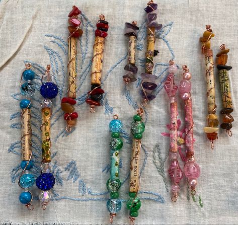 Junk Journal Jewelry #rainydaymakers #dangles #wirewrap #paperbeads #junkjournal #journal #papercrafts #paperarts #jewelry #journaljewelry #journaldangle Journal Jewelry, Paper Beads, The Arts, Junk Journals, Rainy Day, Junk Journal, Wire Wrapping, Paper Art, Beaded Jewelry