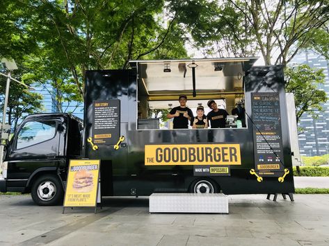 The Goodburger food truck... serving delicious plant-based Impossible burgers in SG!  #thegoodburgersg #foodtruck #impossibleburger Burger Van Ideas, Food Truck Tshirt Ideas, Burger Van Wedding, Burger Truck Design, Burger Trailer, Food Truck Designs, Burger Food Truck, Margarita Truck, Burger Truck