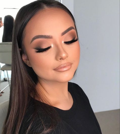 Machiaj Smokey Eyes, Nude Eye Makeup, Brown Makeup Looks, Prom Makeup For Brown Eyes, Ball Makeup, Wedding Eye Makeup, Glam Wedding Makeup, Wedding Makeup For Brown Eyes, Engagement Makeup