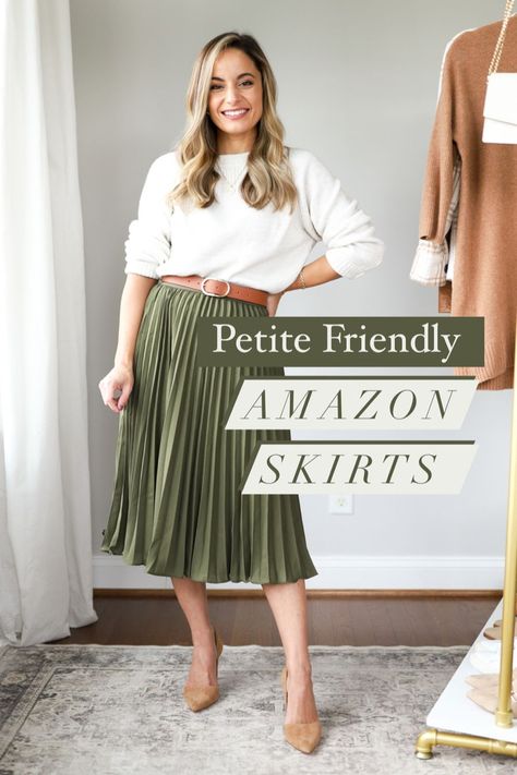 Olive Midi Skirt Outfit, Olive Green Skirt Outfit, Green Pleated Skirt Outfit, Midi Skirt Outfit Fall, Pleated Midi Skirt Outfit, Midi Skirt Outfits, Green Skirt Outfits, Sunday Fashion, Skirt Outfit Fall