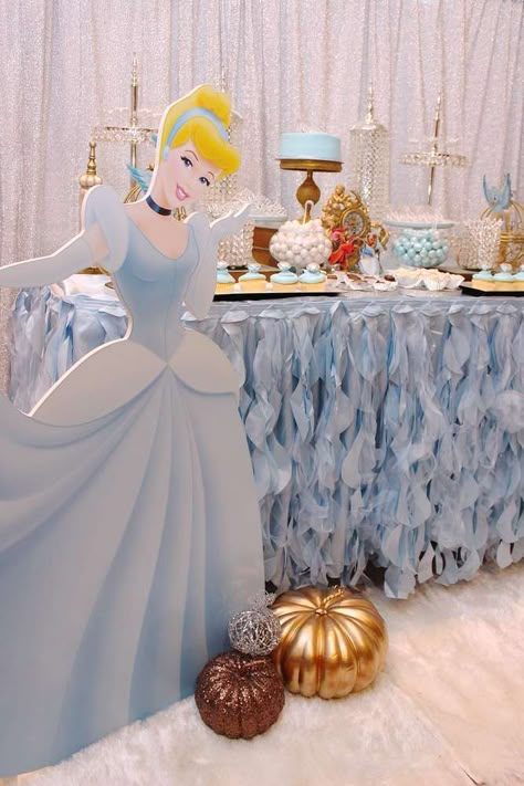 A Dream is a wish your heart makes | CatchMyParty.com Cinderella Theme Party, Cinderella Decorations, Cinderella Party Theme, Cinderella Birthday Party Decorations, Cinderella Party Decorations, Cinderella Birthday Party Ideas, Cinderella Party Ideas, Cinderella Theme, Cinderella Birthday Party