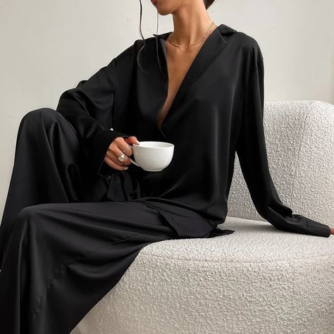 ACT FAST🔥 LuxSilk Seductiva Sleepwear Set : $49.99 BUY NOW 💙🛒: thecozycubicle.com/products/luxsilk-seductiva-sleepwear-set ⭐WHY YOU SHOULD BUY?⭐Experience the epitome of comfort and allure with LuxSilk Seductiva Sleepwear Set. Crafted from premium satin silk, this luxurious ensemble redefines bedtime elegance. Indulge in its oversized silhouette, featuring a daring low-cut neckline and single-breasted closure, exuding sensuality with every wear. Complete with long sleeves and wide-leg pan... Two Piece Loungewear, Pijamas Women, Pyjama Satin, Satin Sleepwear, Silk Sleepwear, Satin Pyjama Set, Satin Pajamas, Summer Blue, Silk Pajamas