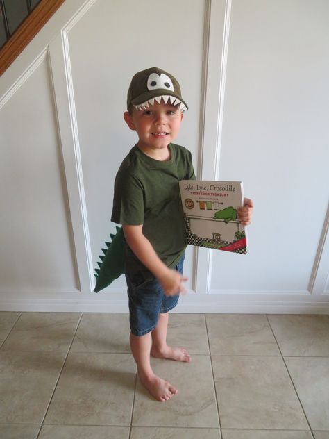 Lyle, Lyle crocodile costume. Crocodile Dress Up, Homemade Crocodile Costume, Lyle Lyle Crocodile Costume, Lyle Lyle Crocodile Birthday Party, Diy Alligator Costume, Lyle Lyle Crocodile Party, Crocodile Costume Diy, Lyle Lyle Crocodile, Alligator Costume