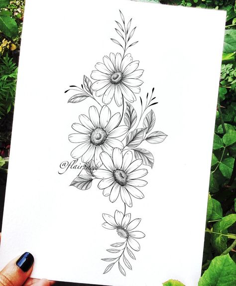 Daisy Flower Drawing, Small Daisy Tattoo, Flower Tattoo Stencils, Daisy Tattoo Designs, Realistic Flower Tattoo, Daisy Drawing, Daisy Flower Tattoos, Flower Tattoo Drawings, Daisy Tattoo