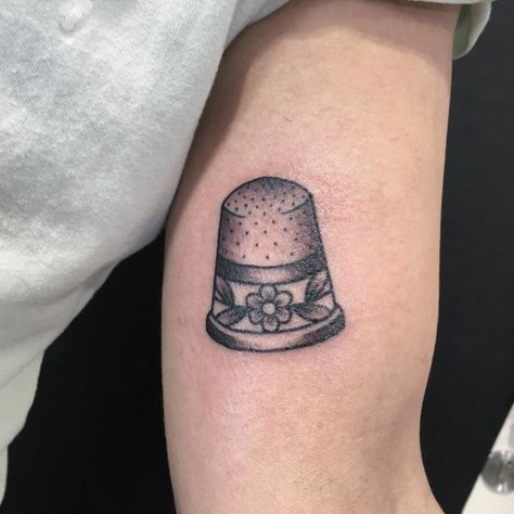 Thimble Tattoo, Wizard Of Oz Tattoo, Oz Tattoo, Women Sewing, Sewing Design, Wizard Of Oz, I Tattoo, Wizard, Tattoos For Women