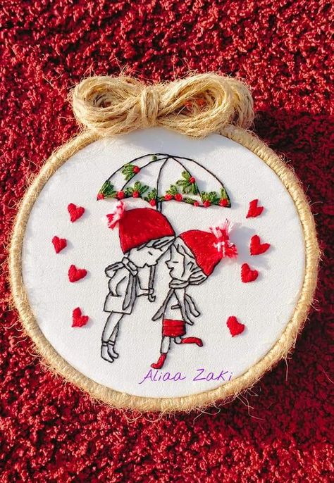 Embroidery Hoop Decor, Silk Ribbon Embroidery Patterns, Embroidery Hoop Art Diy, Embroidery Hoop Wall Art, Embroidery Lessons, Diy Embroidery Designs, Hand Embroidery Patterns Flowers, Hand Embroidery Videos, Diy Embroidery Patterns