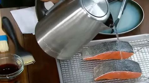 The Boiling Water Hack That Makes Skinning Salmon A Breeze How To Remove Salmon Skin, How To Take Skin Off Salmon, How To Remove Skin From Salmon, Food Network Chefs, Fried Cod, Raw Salmon, Wild Caught Salmon, Plate Presentation, Salmon Skin