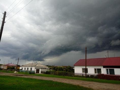 Black Clouds, Black