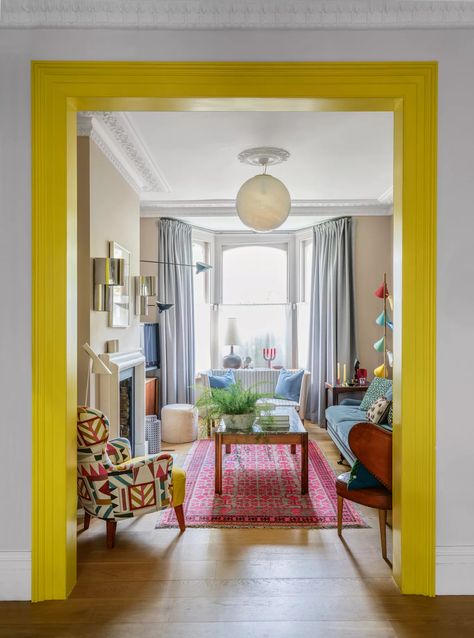 Room Accent Wall, Dado Rail, Chic Interior Design, Yellow Room, Accent Walls In Living Room, Wall Paint Designs, Living Room Accents, Living Room Diy, Living Room Paint