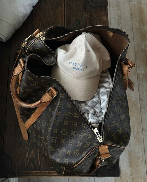 Louis Vuitton Duffle Bag, Super Rich Kids, Bag Aesthetic, What In My Bag, Rich Kids, Bags Aesthetic, Lv Monogram, Sporty And Rich, Tumblr Account