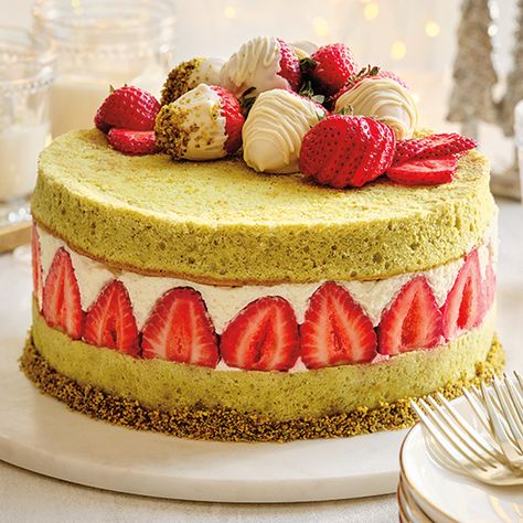 Pistachio And Strawberry Cake, Strawberry And Pistachio Cake, Strawberry Basil Cake, Strawberry Pistachio Cake, Pistachio Strawberry Cake, Pistachio Mousse Cake, Pistachio Raspberry Cake, Pistachio Tiramisu Recipe, Pistachio Tiramisu