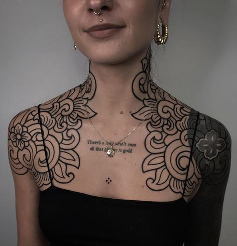 Collar Tattoo, Haircut Ideas Trendy, Modern Bob Haircut, Backpiece Tattoo, Bob Haircut Ideas, Modern Bob, Neck Tattoos Women, Handpoke Tattoo, Ornamental Tattoo