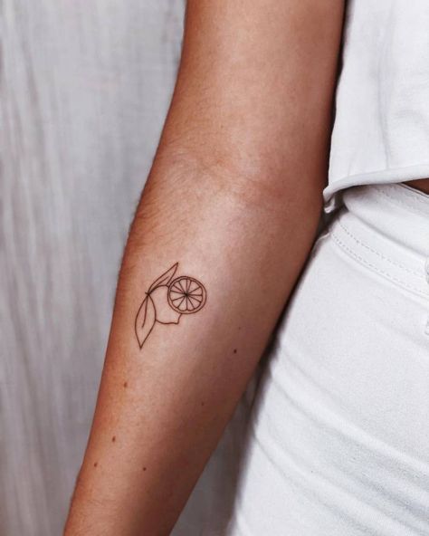 Lemon And Bee Tattoo, Lemon Tattoos Minimalist, Lemon Tattoo Sleeve, Lemon Half Tattoo, Minimal Lemon Tattoo, Dainty Lemon Tattoo, Cute Lemon Tattoo, Lemon And Lime Tattoo, Limoncello Tattoo