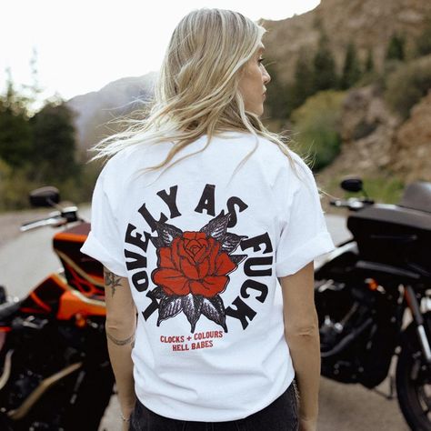 Funny Graphic Tees For Women, Biker Girlfriend, Western Grunge Style, Biker Chick Style, Motorcycle Shirts, Harley Women, Rocker Glam, Boho Rocker, Rock Clothing