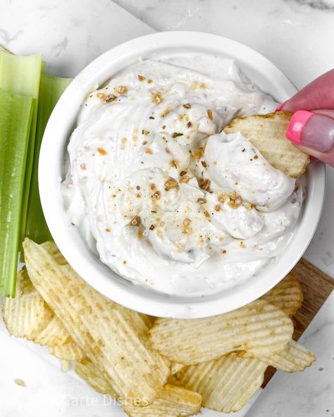 Zero Point Onion Dip Hot Wing Dip, Weight Watchers Appetizers, Yogurt Ranch, Greek Yogurt Ranch, Homemade Tortilla Chips, Weight Watchers Recipes Desserts, French Onion Dip, Points Recipes, Favorite Dips