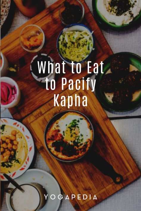 A #Kapha pacifying diet consists of favouring the pungent, bitter, and astringent tastes, while keeping the foods lighter and warm so that they are easier to digest. #ayurveda Kappa Pitta Diet, Kapha Diet Recipes, Kapha Dosha Diet Recipes, Kapha Pacifying Recipes, Kapha Balancing Recipes, Kapha Dosha Breakfast, Astringent Foods, Pitta Pacifying Foods, Kapha Dosha Recipes Meals