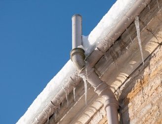 Many local areas are having water issues due to all of the rain and melting snow. The last thing business owners need to worry about is a water loss. Here are some helpful tips to keep your business dry! Easy Chicken Pasta Bake, Baked Chicken Pasta Recipes, Chicken Pasta Dishes, Melting Snow, Water Issues, Frozen Pipes, Pipe Insulation, Plumbing Emergency, Water Drip