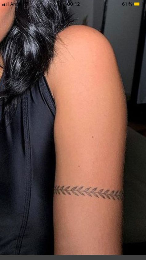 Wrist Tattoo Placement, Tattoo Ideas Wrist, Arm Cuff Tattoo, Bicep Tattoo Women, Ankle Band Tattoo, Small Wrist Tattoo, Wrap Around Wrist Tattoos, Wrist Band Tattoo, Tattoo Band