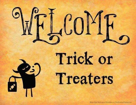 Welcome Trick or Treaters Free Halloween Printables, Carving Templates, Potion Labels, Samhain Halloween, Halloween Printables Free, Trick Or Treaters, Primitive Halloween, Pumpkin Carving Templates, Welcome Signs