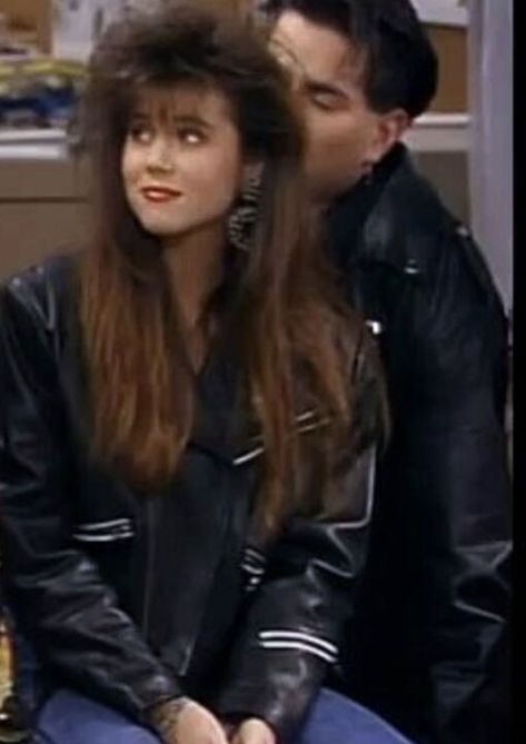 Female Greaser Hairstyle, 80s Biker Fashion, Greaser Makeup, 80s Biker Chick, 80s Leather Jacket, Greaser Hair, 80s Pictures, Tiffani Amber Thiessen, Old School Aesthetic