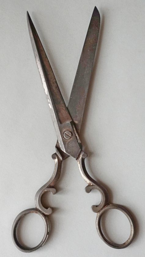 Antique Swords Vintage, Antique Sewing Scissors, Vintage Scissors Aesthetic, Weaponized Scissors, Vintage Seamstress Aesthetic, Scissors Reference, Scissors Aesthetic, Victorian Scissors, Professor Stein