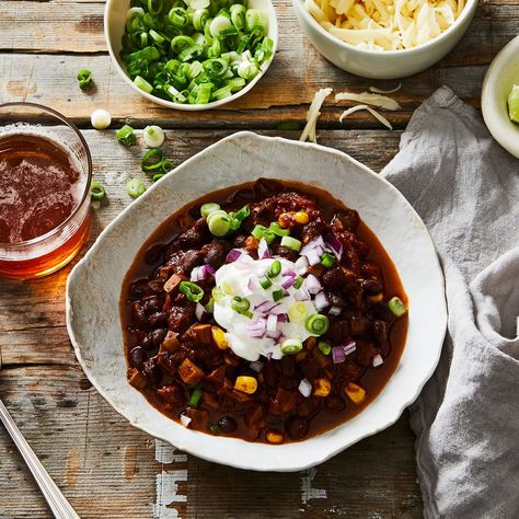 Cremini Mushroom, Black Bean, and Corn Chili Black Beans And Corn Recipe, Chili Recipe With Corn, Mushroom Chili, Corn Chili, Black Bean And Corn, Vegetarian Chili Recipe, Healthy Fiber, Cremini Mushrooms, Vegetarian Chili