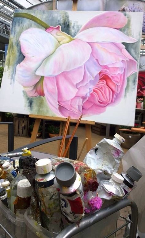 Acrylic Flower Painting, Acrylic Painting Flowers, Giant Flowers, Paintings I Love, Oil Painting Flowers, Flower Art Painting, Rose Painting, Arte Floral, Silk Painting