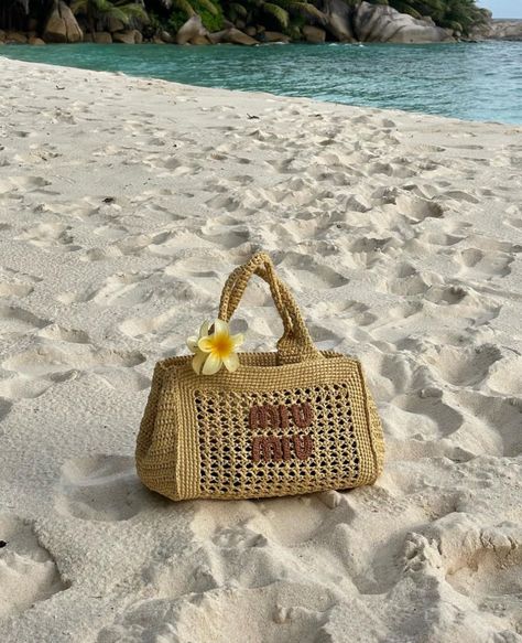 pradame Beach Bag Outfit, Six Senses, My Style Bags, New Year Special, Aesthetic Bags, Bag Outfit, Bags Aesthetic, The Swing, Cute Purses