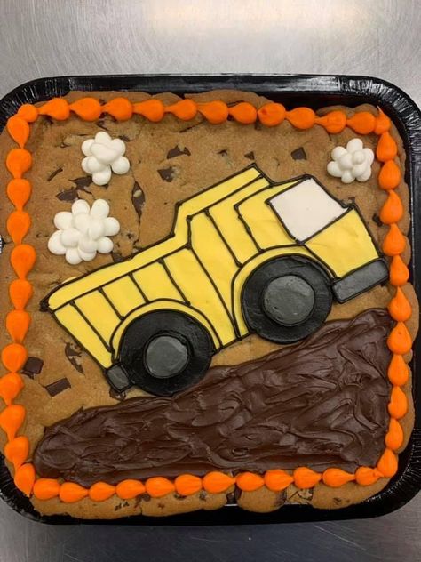 Tractor Cookie Cake, Truck Cookie Cake, Cookie Birthday Cake, Tractor Cookies, Drake Cake, Cookie Birthday, Large Cookies, Cookie Cake Designs, Birthday Cookie