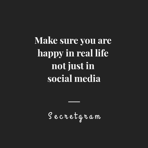 Private Social Media Quotes, Reality Vs Social Media Quotes, Don’t Believe Everything You See On Social Media, Viral Quotes Social Media, Private Life Quotes Social Media, Social Media Is Not Real Life, Social Media Isnt Real Life Quotes, Social Media Quotes Truths, If Dogs Could Text