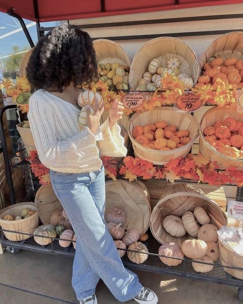 Jordyn Lenae Outfits, Jordyn Lenae, Spooky Season Outfits, October Girl, Fall Mood Board, Pumpkin Patch Outfit, Black Femininity, Fall Inspo, Fall Fits