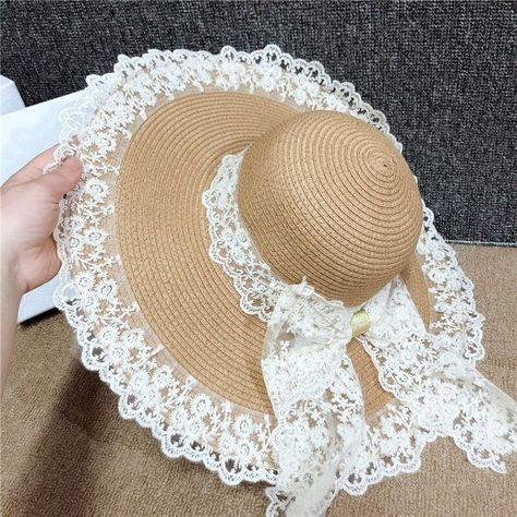 New Summer Women Floppy Straw Sun Hat With Lace Bow Wide Large Brim Lace Caps Fashion Beach UV Protection Hats Straw Hat Crafts, Tea Hats, Boho Chic Bags, Victorian Hats, Bride Hat, Hat Decoration, Tea Party Hats, Straw Sun Hat, Crochet Decoration