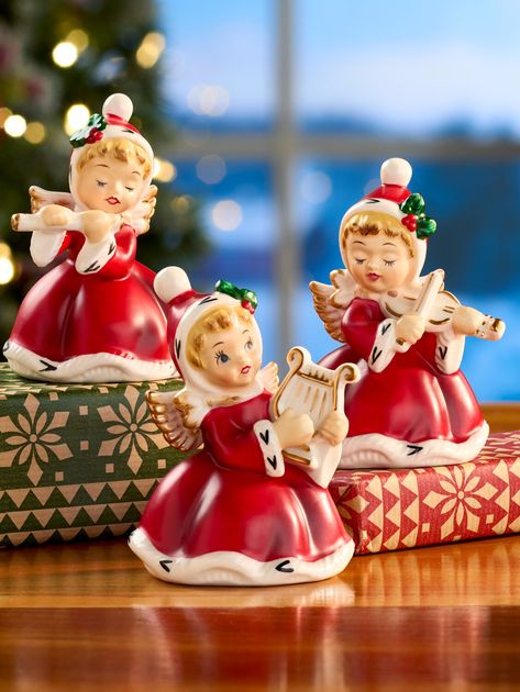 Our exclusive Christmas figurine angels are based on a vintage design and will serenade you from on high - each one playing a separate instrument: flute, harp, and violin. Each charming ceramic figurine has a soft matte finish and hand-painted details, making this trio the perfect addition to your collection or gift to give. Either way, these angelic cherubs will be treasured for generations to come. Ceramic with matte finish Hand-painted details Nostalgic vintage design Approx. 4" tall Set of t Vintage Christmas Table Settings, Christmas Hope, Pond House, Christmas Angel Figurine, Ceramic Home Decor, Pretty Christmas Decorations, Holiday Traditions Family, Ceramic Home, Vermont Country Store