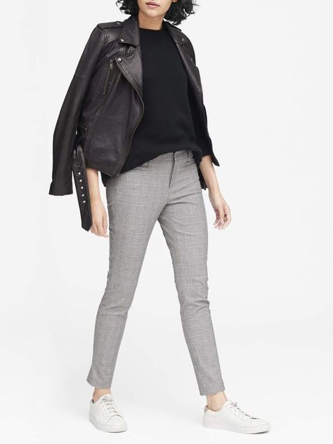 Banana Republic Sloan Skinny-Fit Plaid Pant Gray Trousers Outfit Women, Contrast Outfit, Striped Dress Outfit, Plaid Pants Outfit, Chocolate Clothes, Plaid Pant, Autumn Coat, Grey Pants Casual, Winter Skirt Outfit