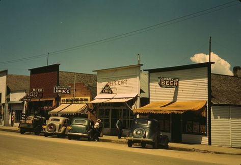 These 8 Photos Of Idaho In The 1950s Are Mesmerizing Cascade Idaho, Small Town America, Six Feet Under, Pearl Harbor, Colour Photograph, Library Of Congress, Black & White, Street Scenes, Blog Photo