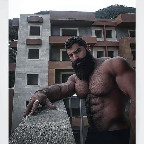 Big Bearded Men, Monday Vibes, Beautiful Norway, Great Beards, Muscle Bear, Arab Men, Presents For Men, Strong Body, Men's Muscle