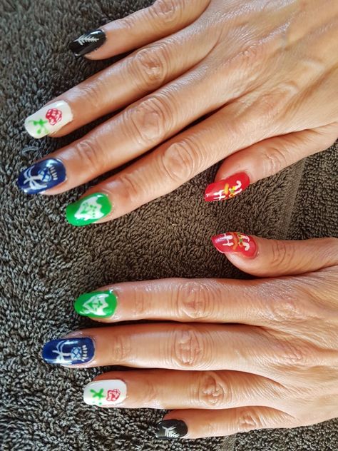 Rugby Nails, Scotland Nails Art, Lion Nail Art, Welsh Rugby Nails, Uk Nails Kentucky Wildcat, Uk Flag Nail Art, Lion Nails, Irish Rugby, Country Nails